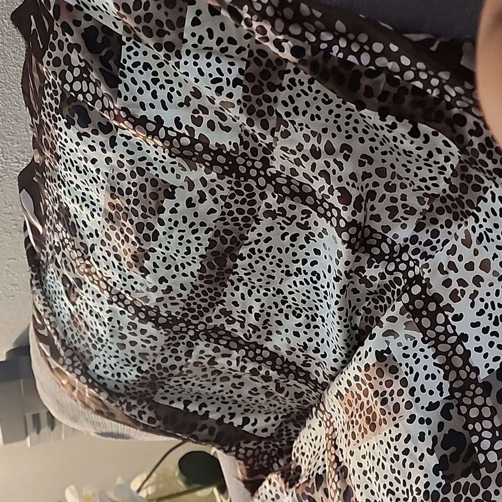 Adrienne Landau scarf